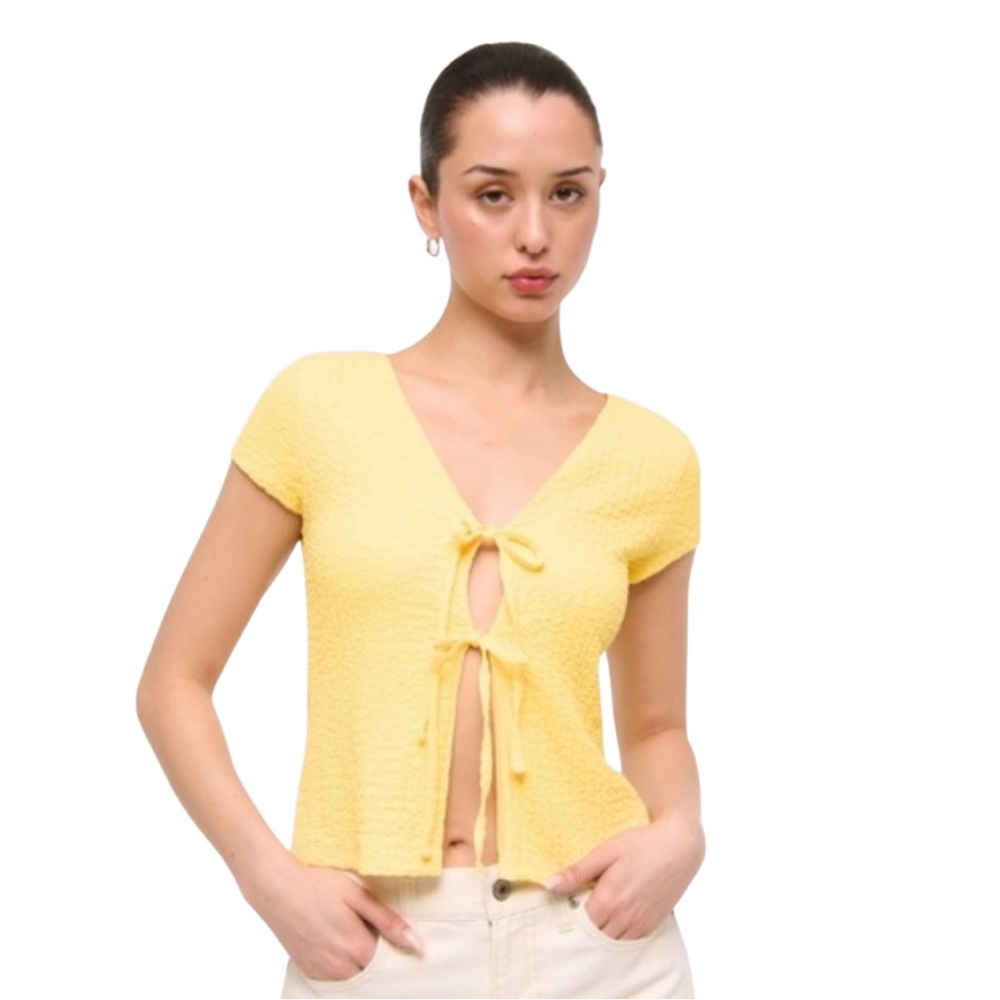 Abercrombie & Fitch Butter Yellow Bubble Knit Tie-Front Short Sleeve Top, S NWOT